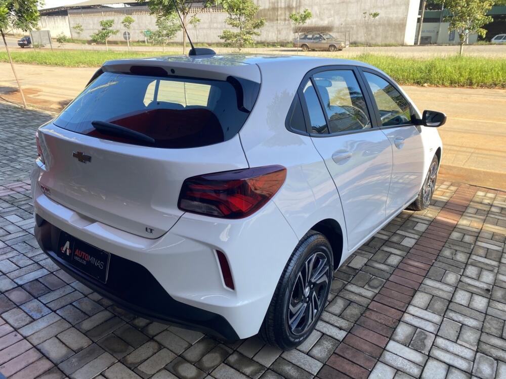 Chevrolet Onix Hatch