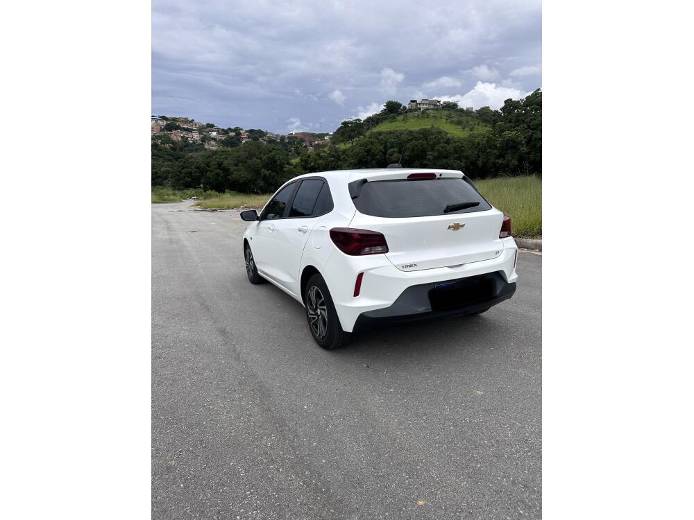 Chevrolet Onix Hatch