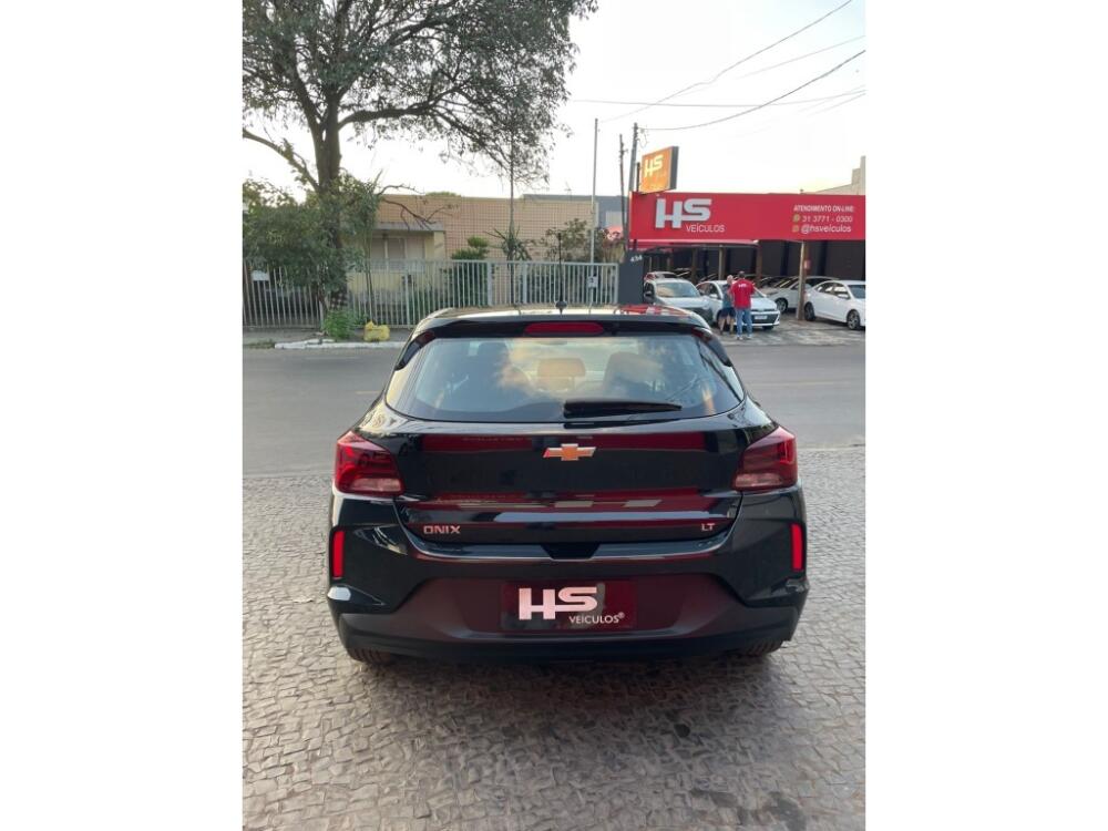 Chevrolet Onix Hatch