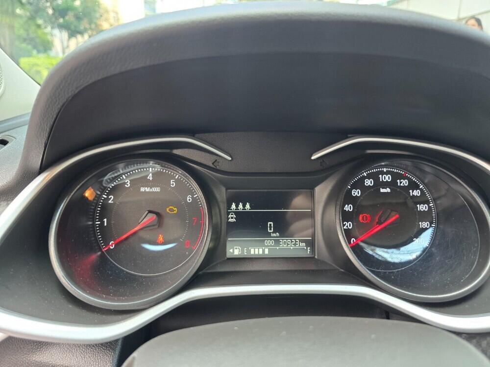 Chevrolet Onix Hatch