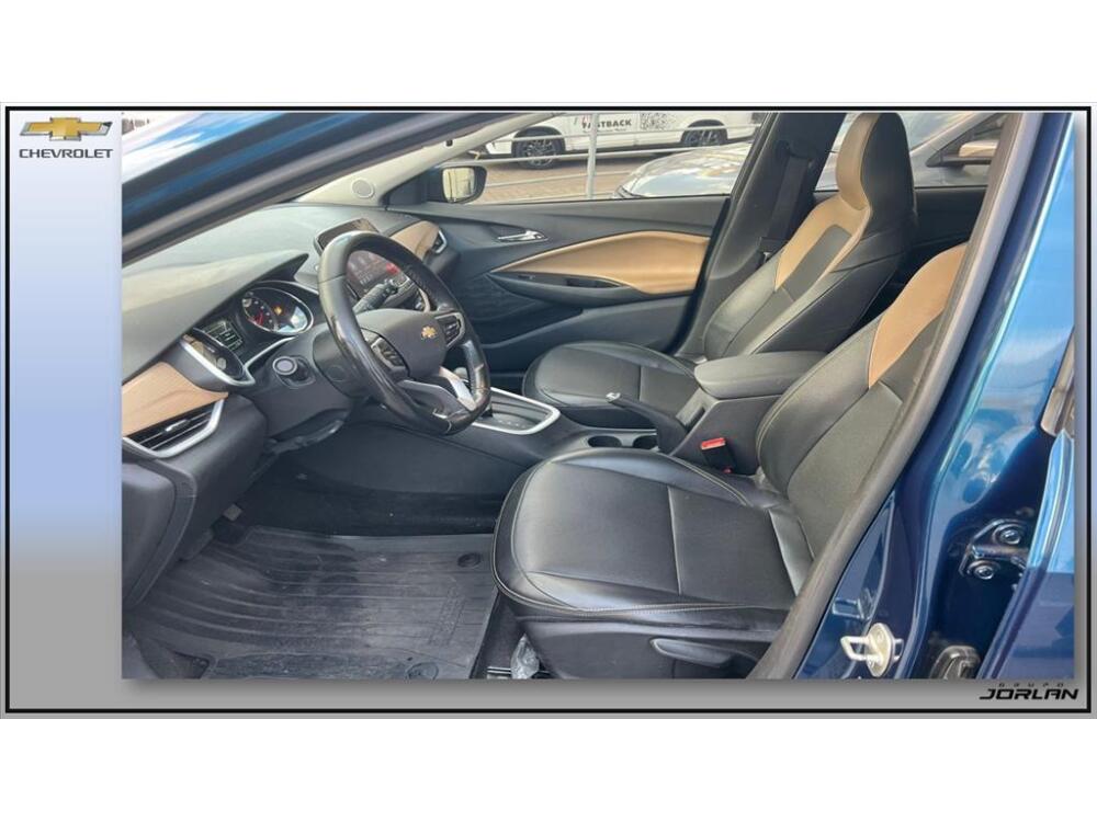 Chevrolet Onix Hatch