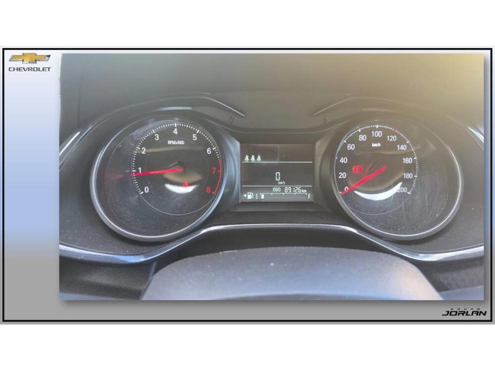 Chevrolet Onix Hatch