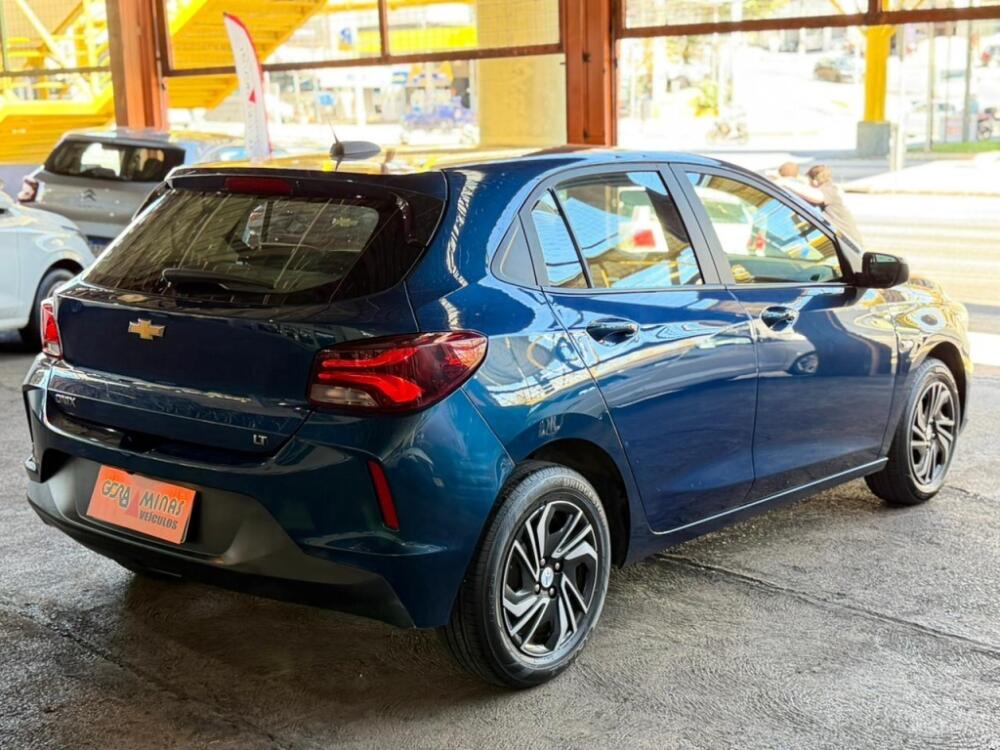Chevrolet Onix Hatch