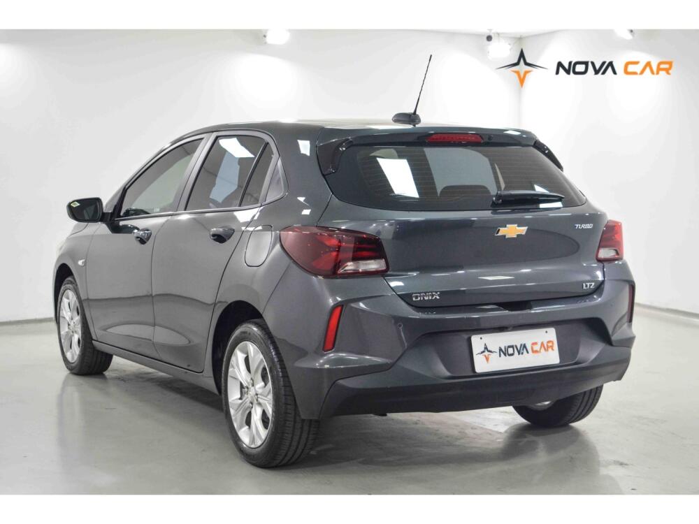 Chevrolet Onix Hatch