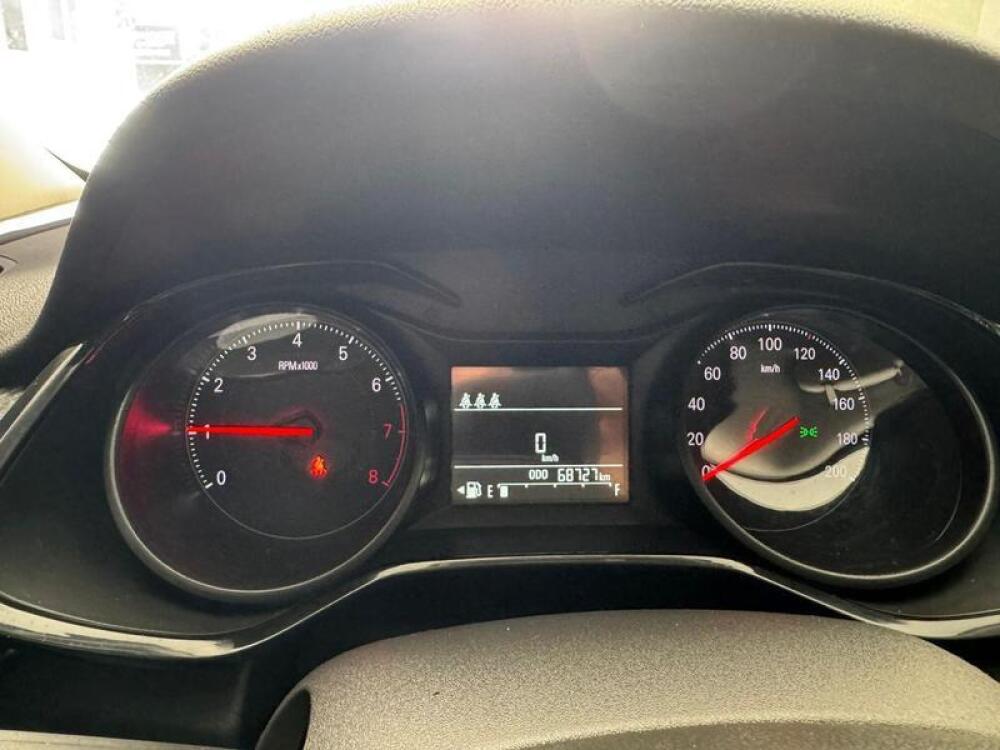 Chevrolet Onix Hatch