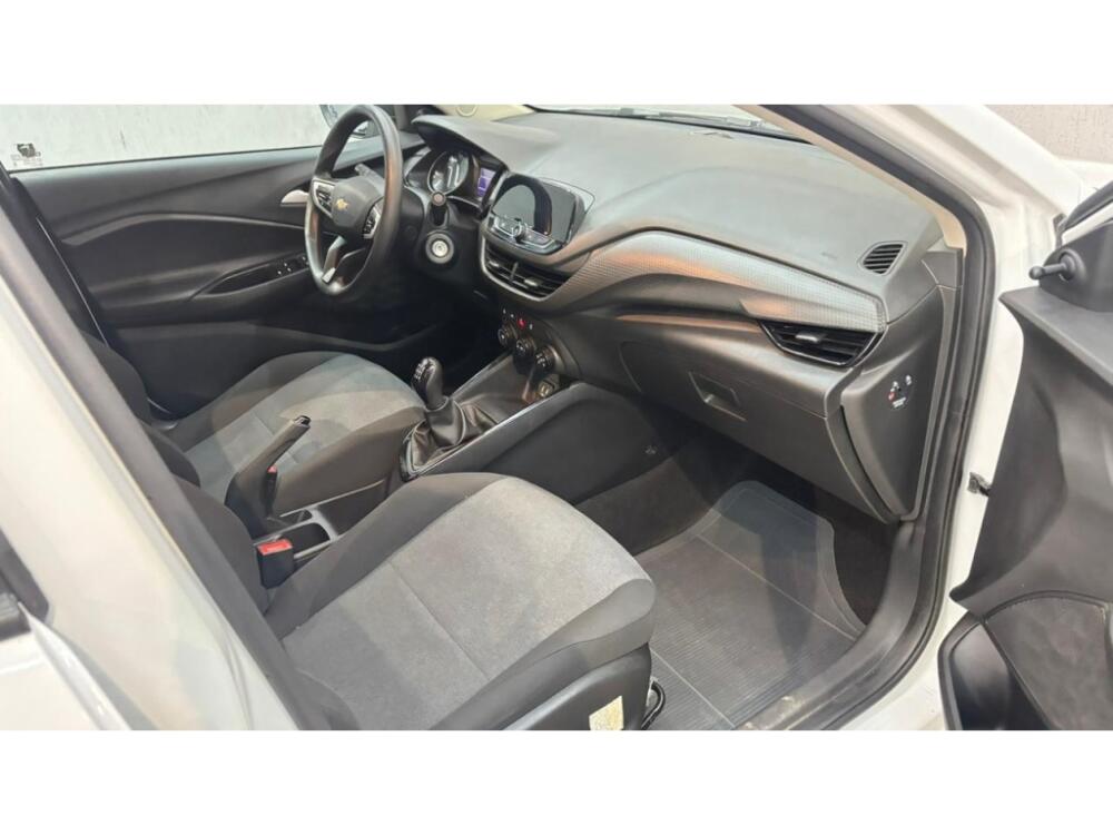 Chevrolet Onix Hatch