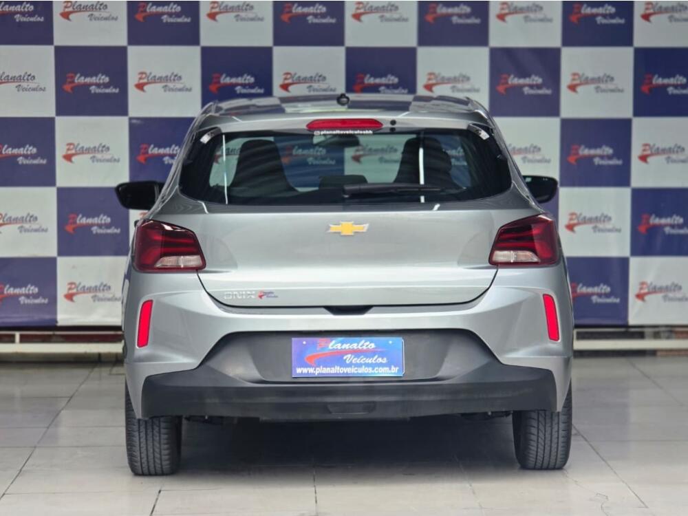 Chevrolet Onix Hatch