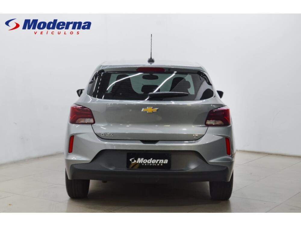 Chevrolet Onix Hatch