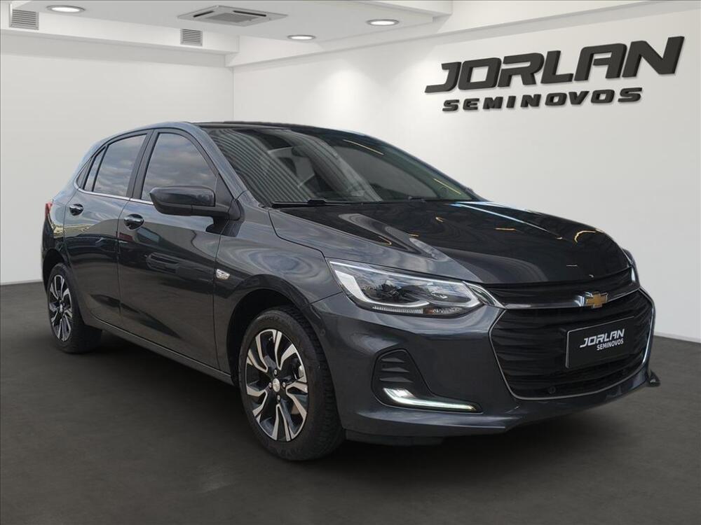 Chevrolet Onix Hatch