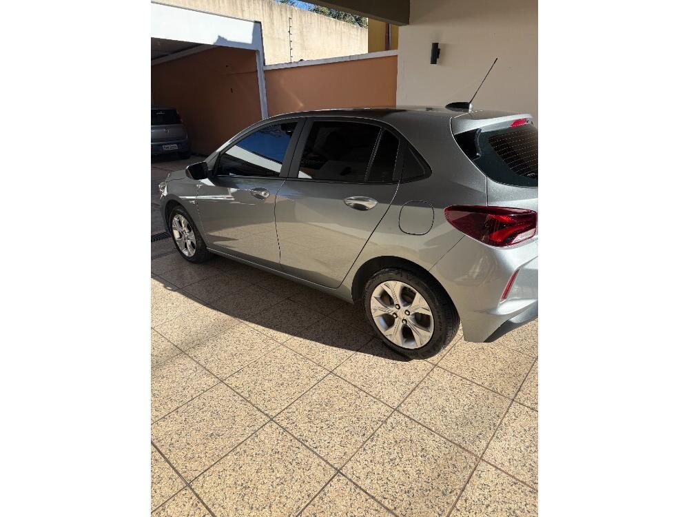Chevrolet Onix Hatch