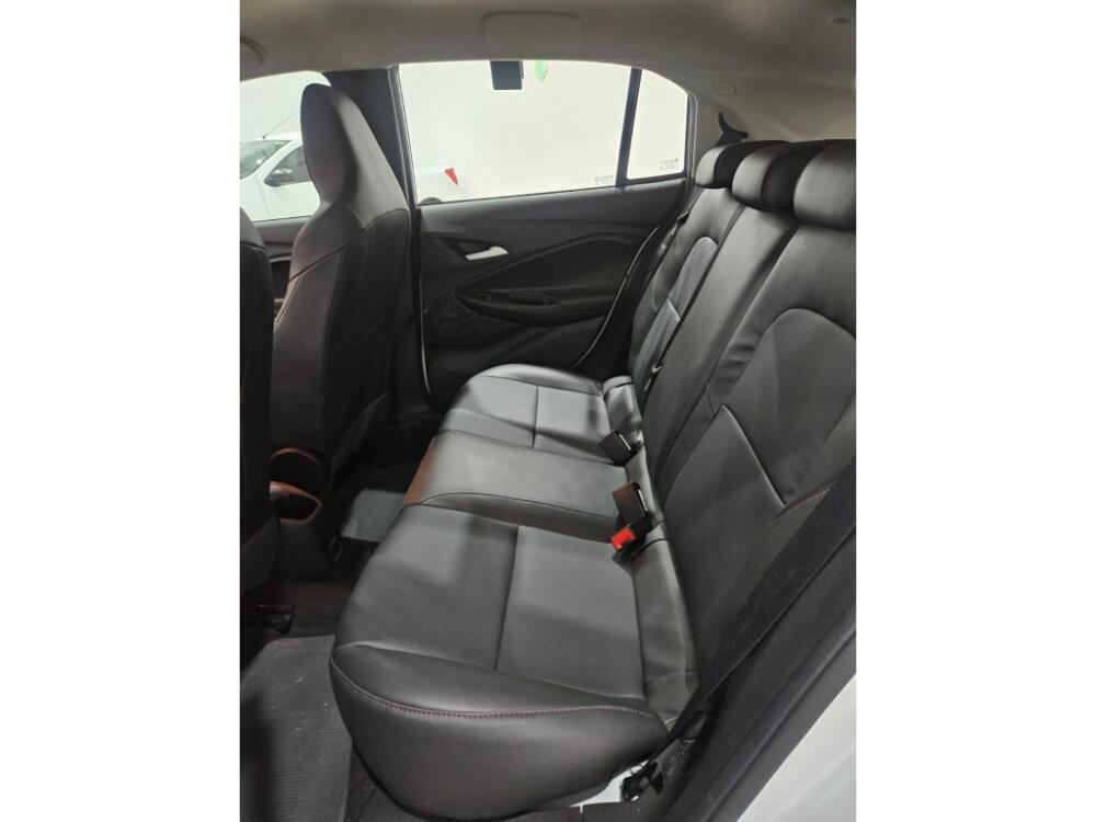 Chevrolet Onix Hatch