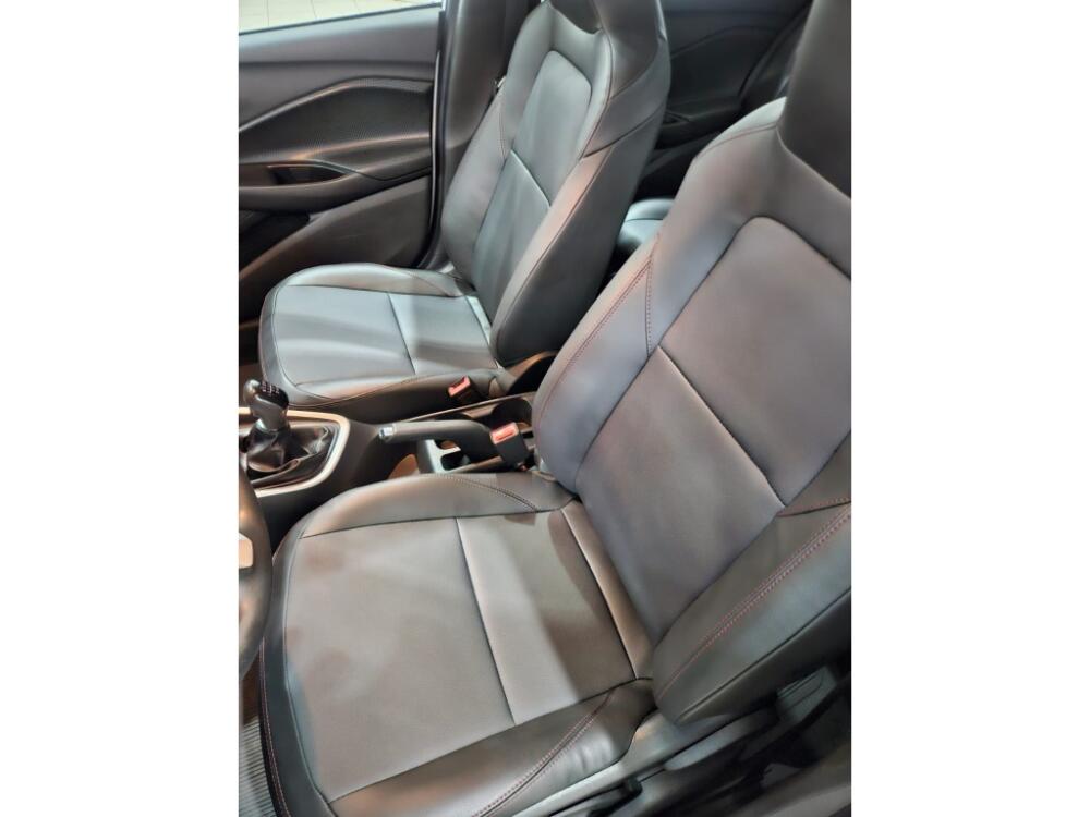 Chevrolet Onix Hatch