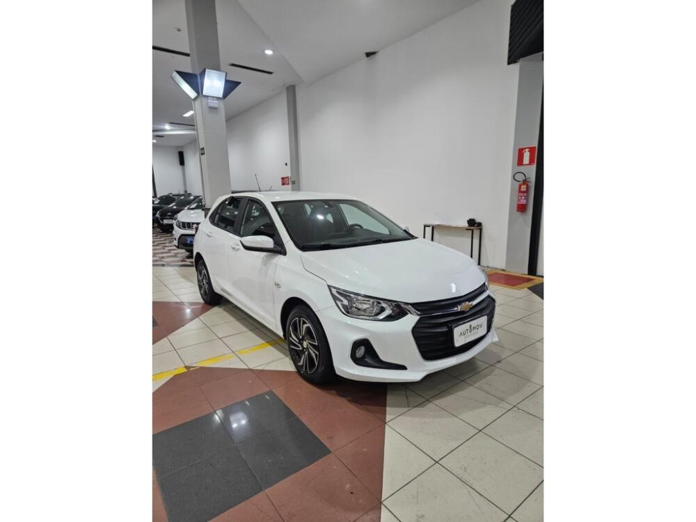 Chevrolet Onix Hatch