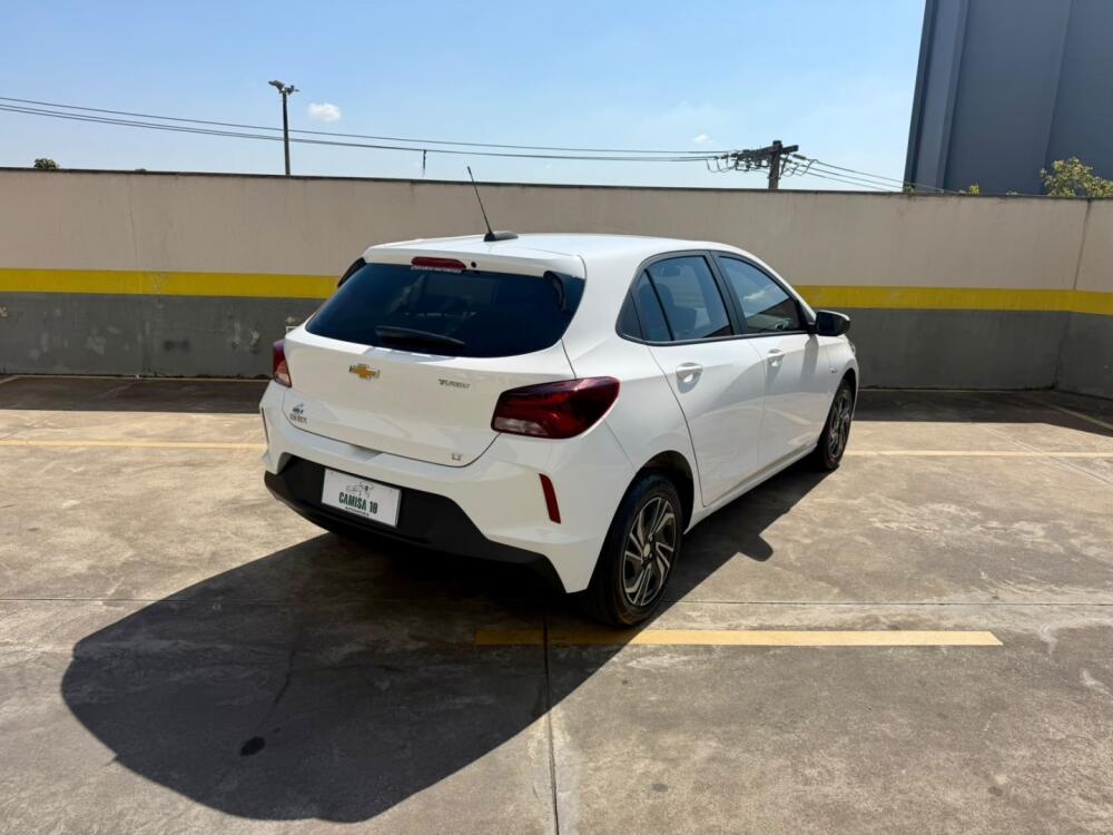 Chevrolet Onix Hatch
