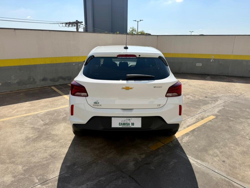 Chevrolet Onix Hatch