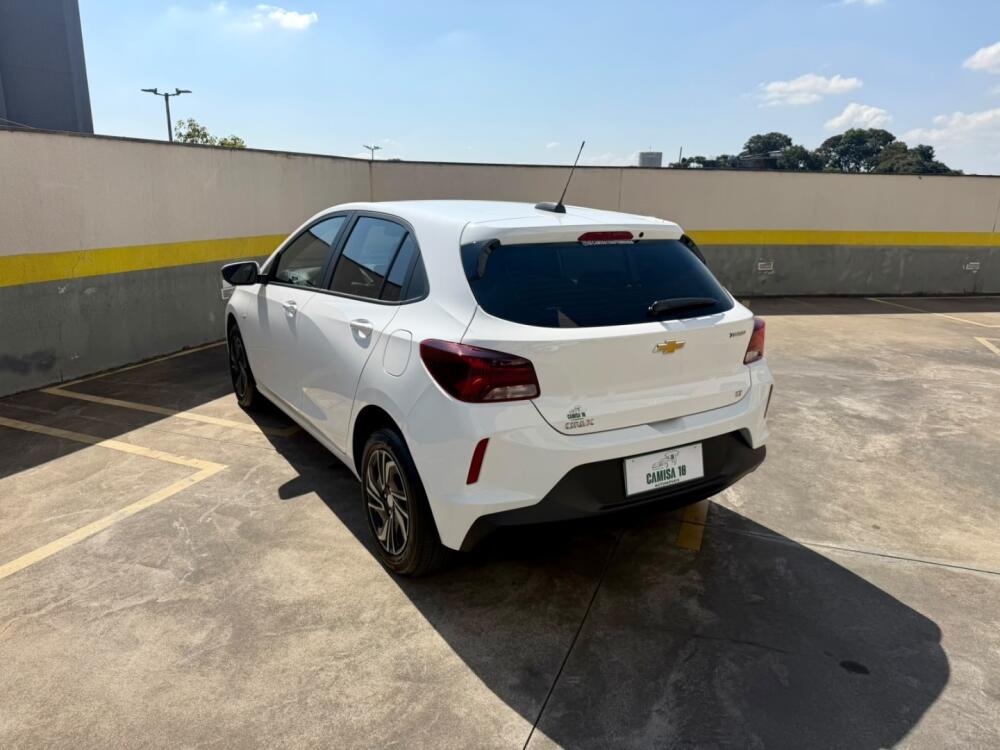 Chevrolet Onix Hatch