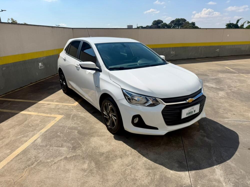 Chevrolet Onix Hatch