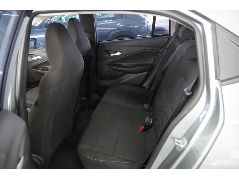 Chevrolet Onix Hatch