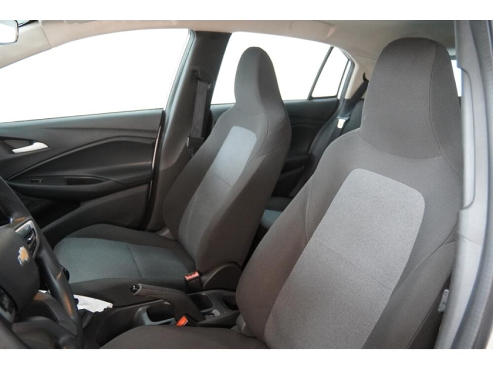 Chevrolet Onix Hatch