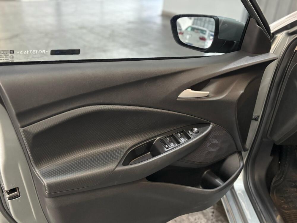 Chevrolet Onix Hatch