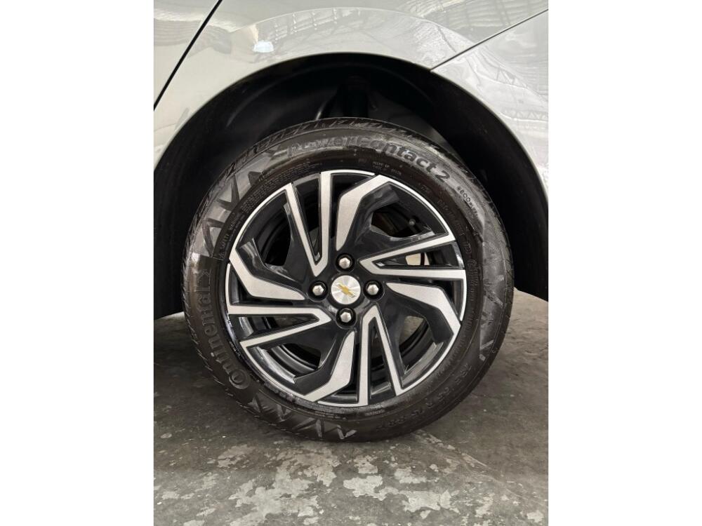 Chevrolet Onix Hatch