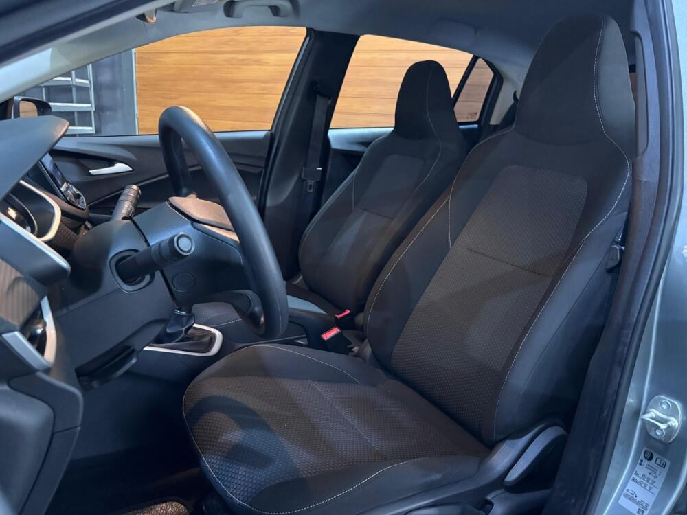 Chevrolet Onix Hatch
