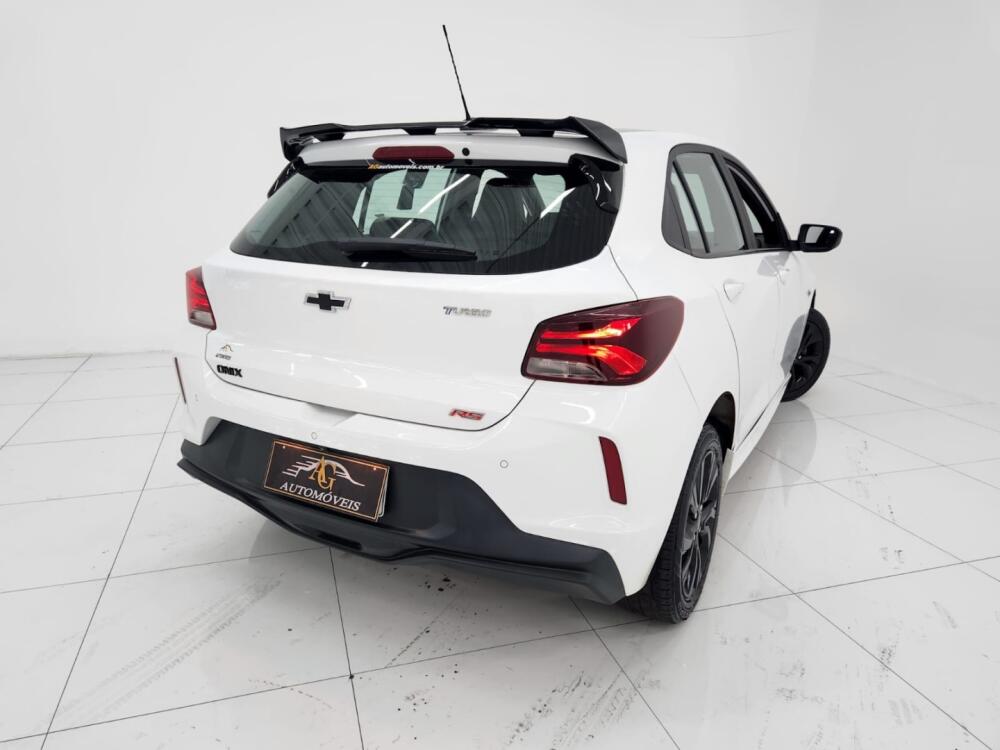 Chevrolet Onix Hatch