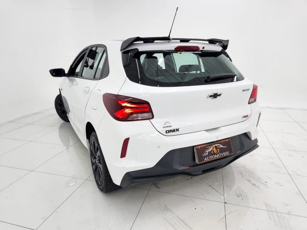 Chevrolet Onix Hatch