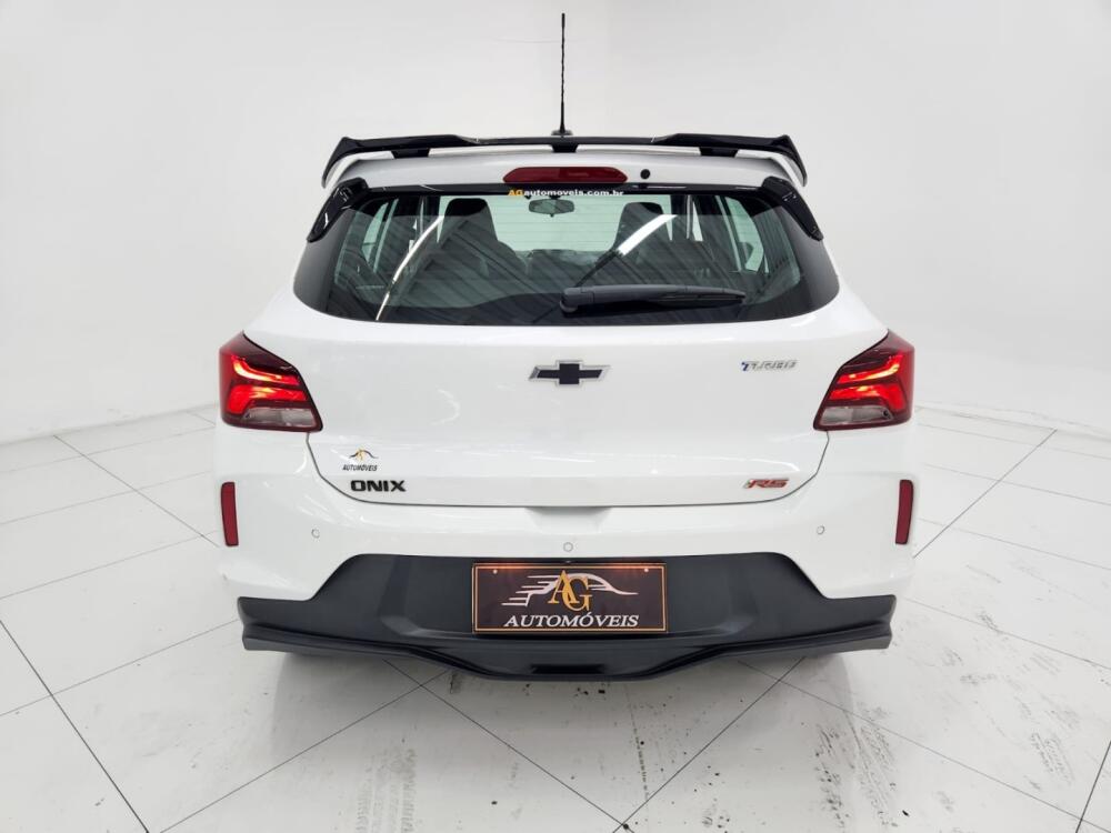Chevrolet Onix Hatch