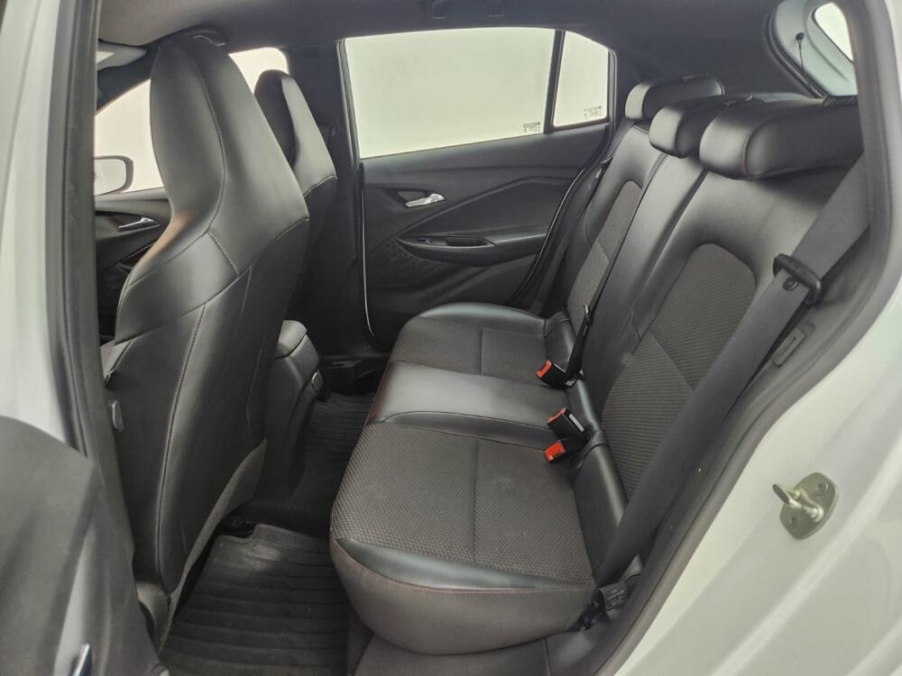 Chevrolet Onix Hatch