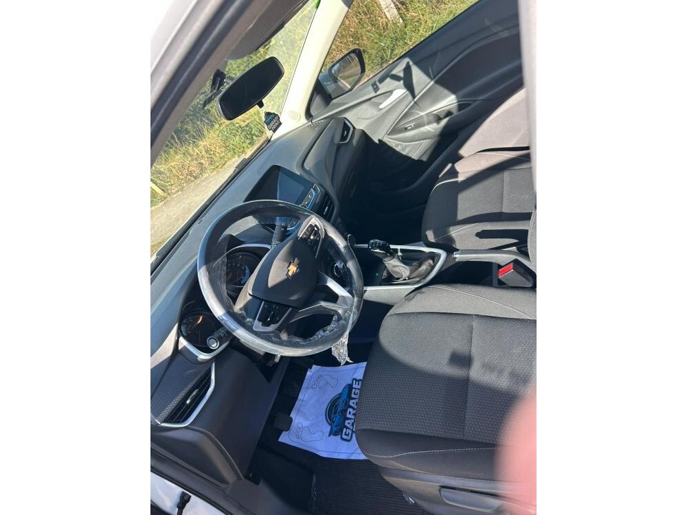 Chevrolet Onix Hatch