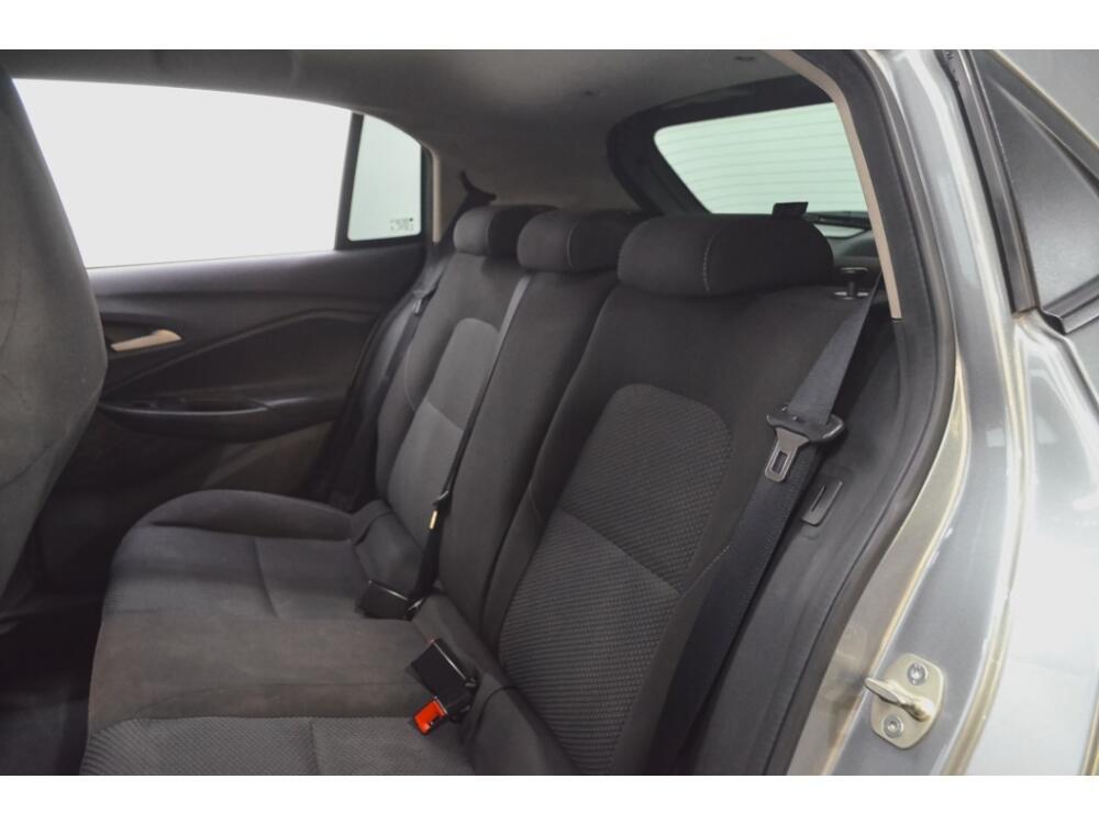 Chevrolet Onix Hatch