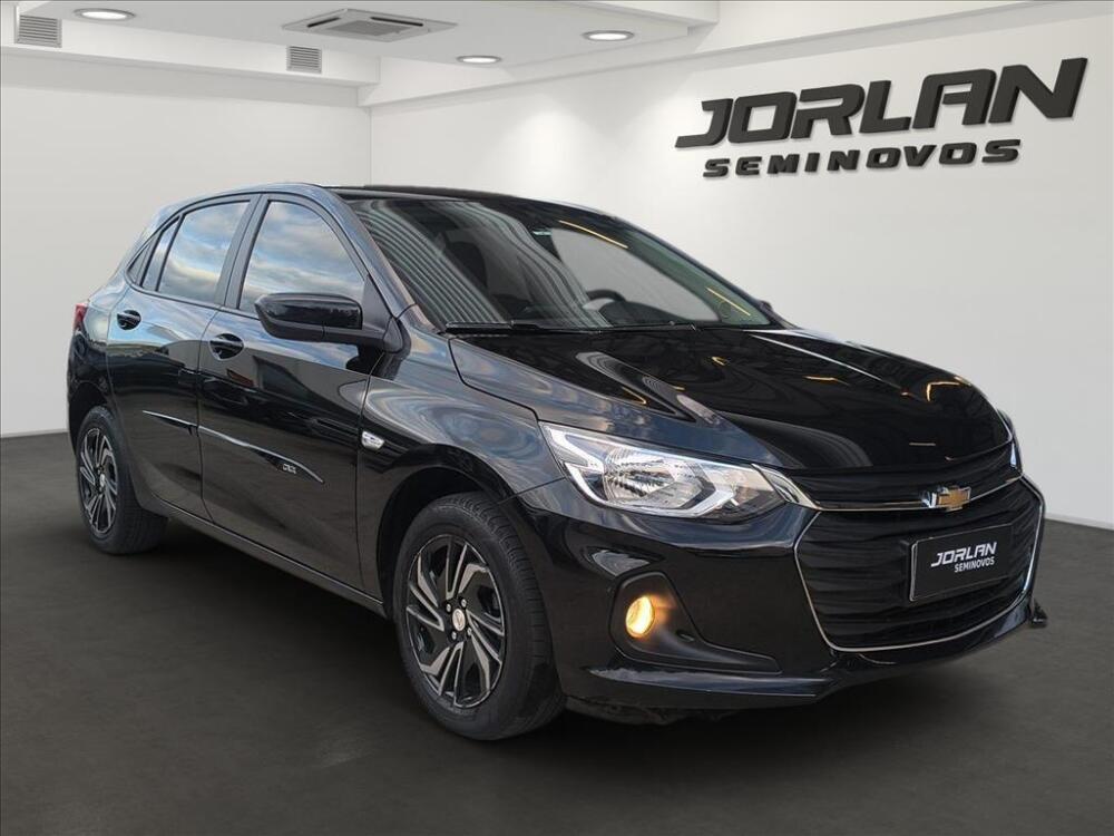 Chevrolet Onix Hatch