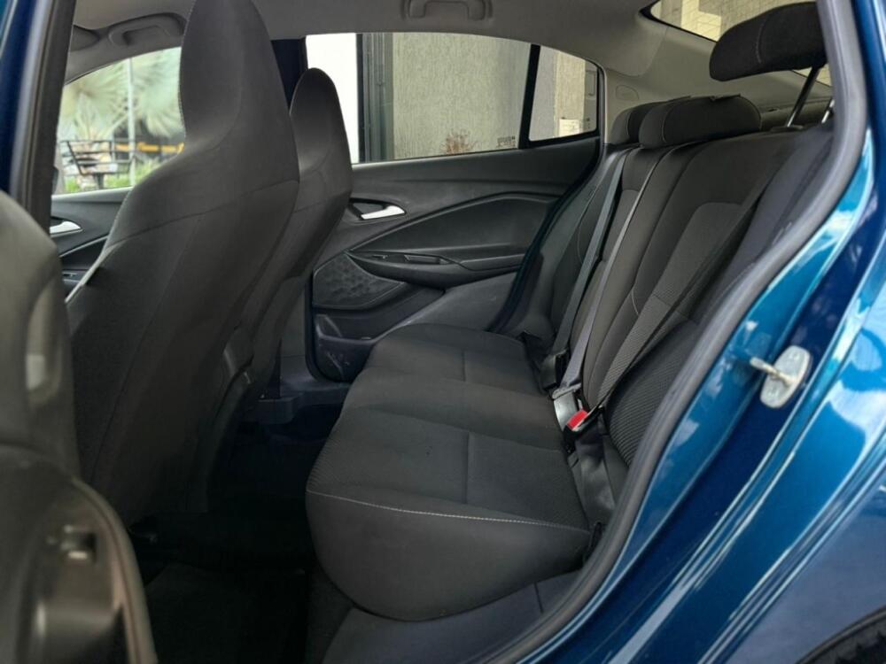 Chevrolet Onix Hatch