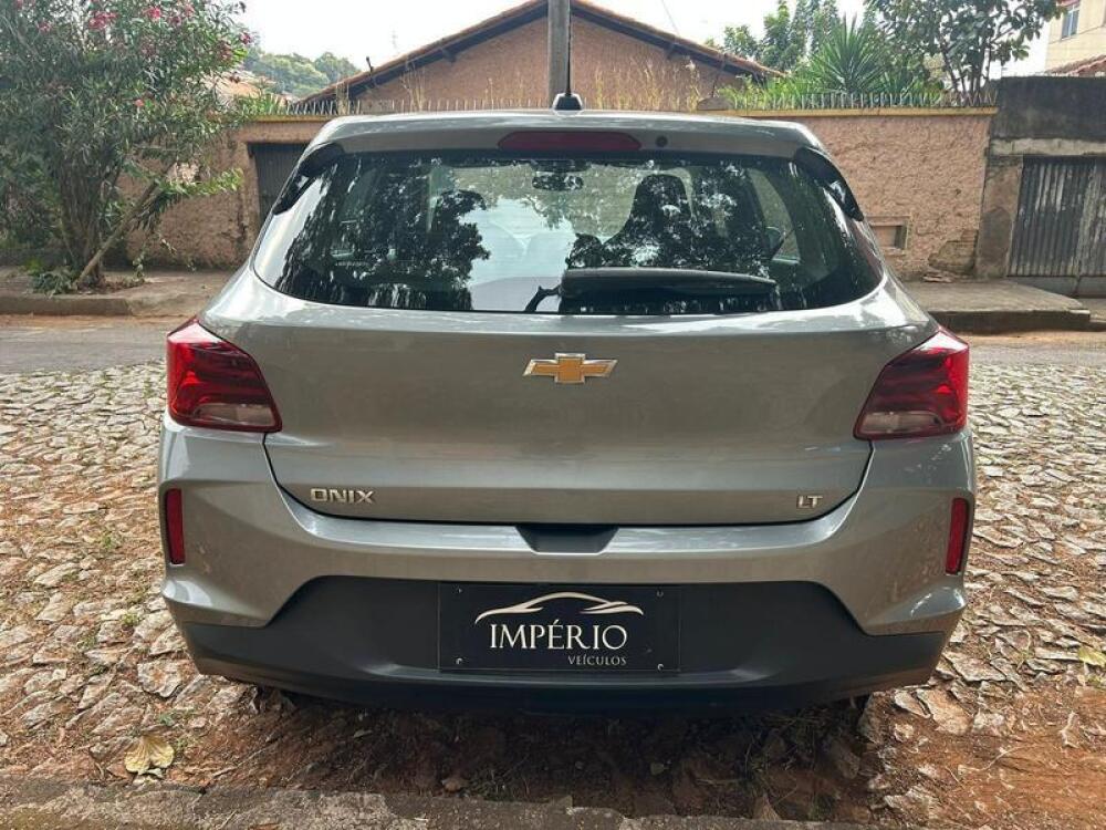 Chevrolet Onix Hatch