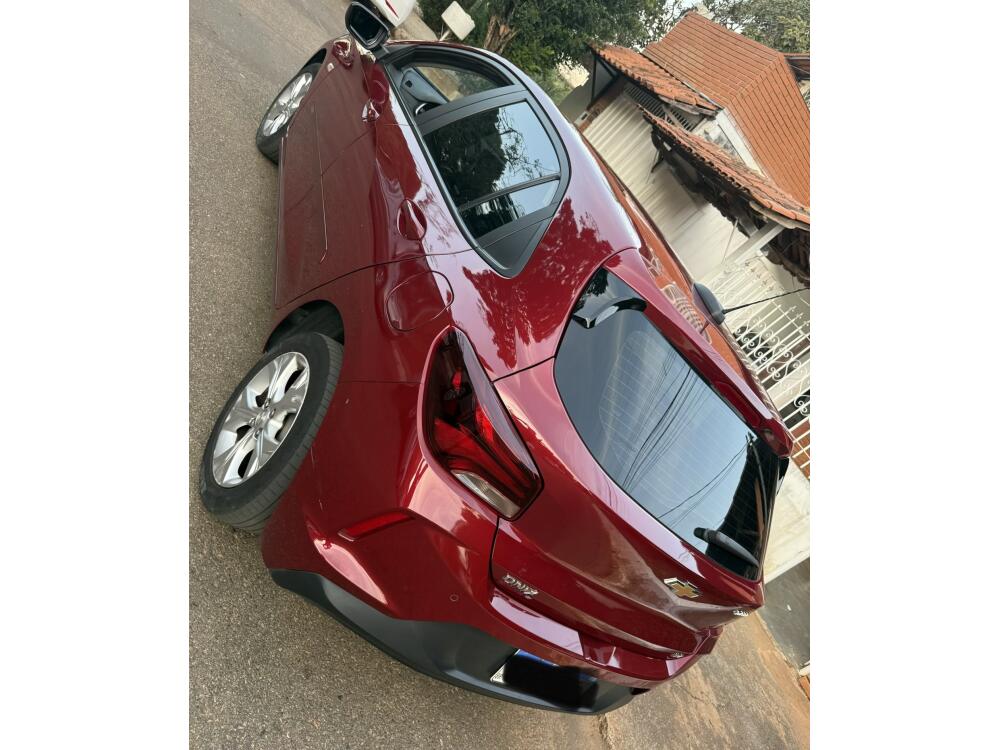 Chevrolet Onix Hatch