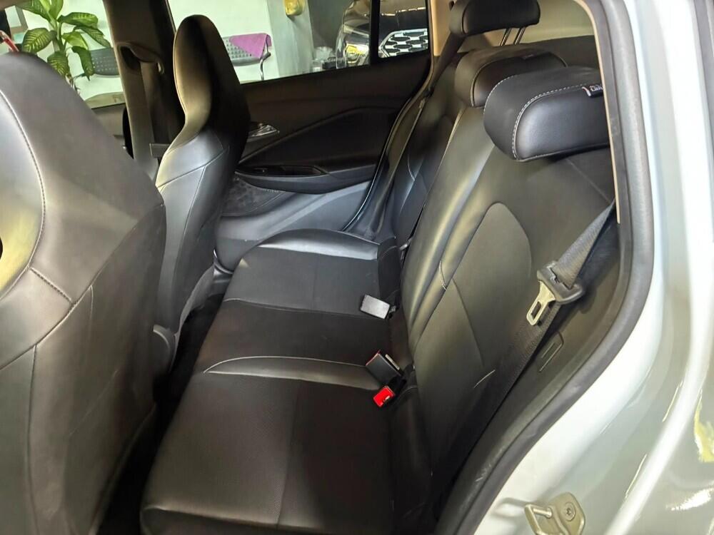 Chevrolet Onix Hatch