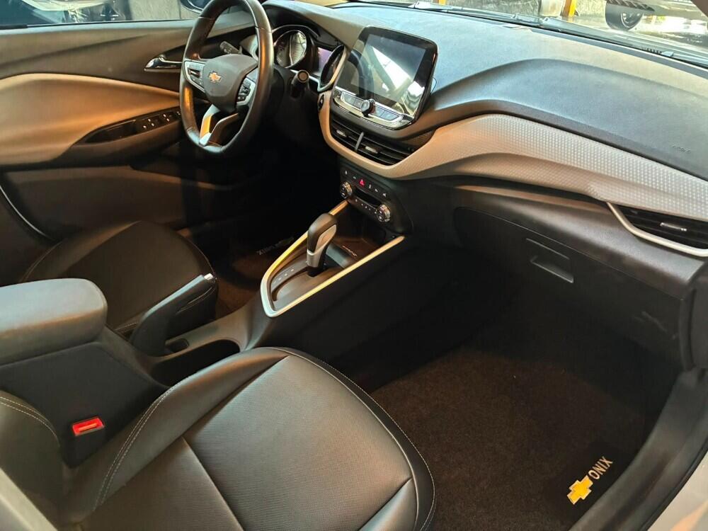 Chevrolet Onix Hatch