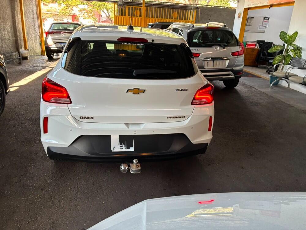 Chevrolet Onix Hatch