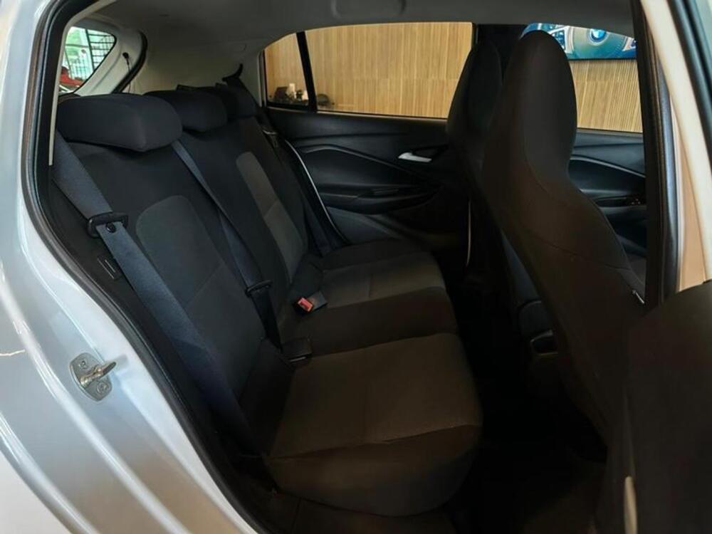 Chevrolet Onix Hatch