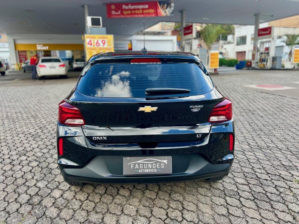 Chevrolet Onix Hatch