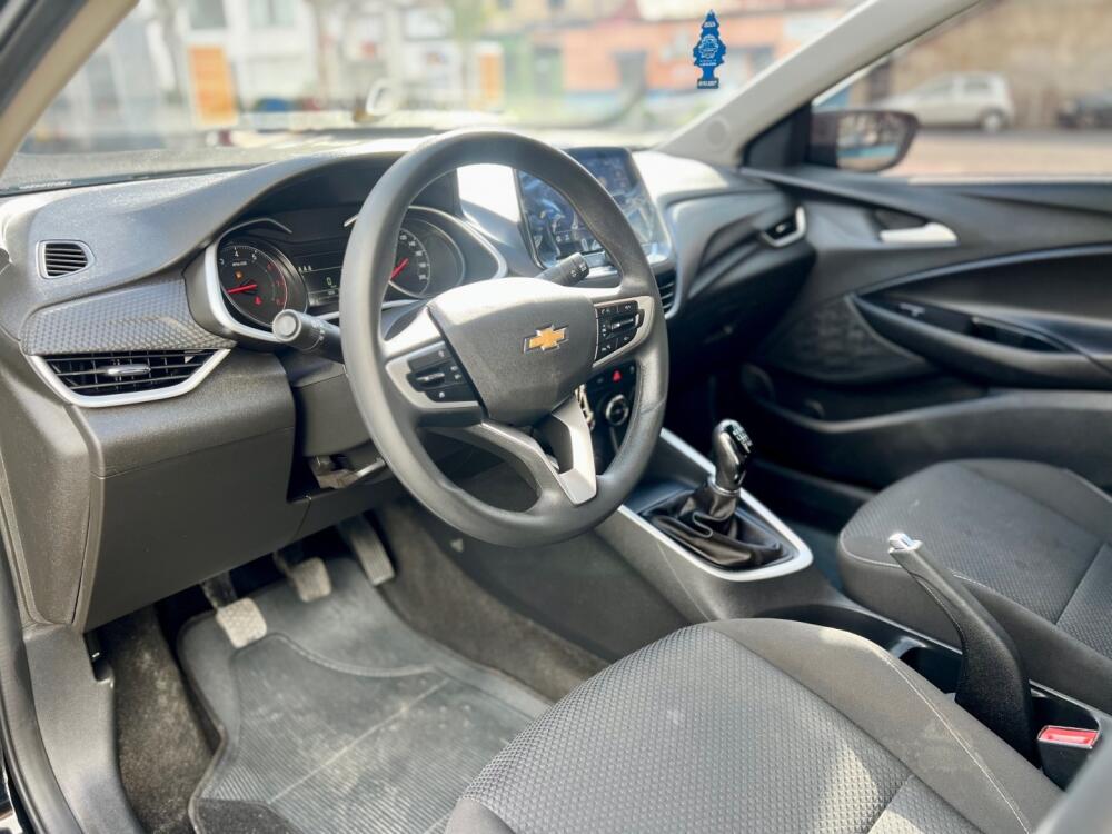 Chevrolet Onix Hatch