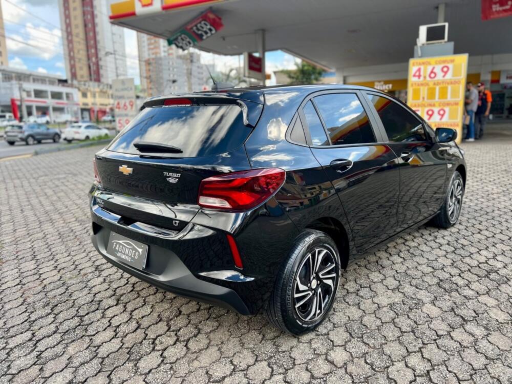 Chevrolet Onix Hatch