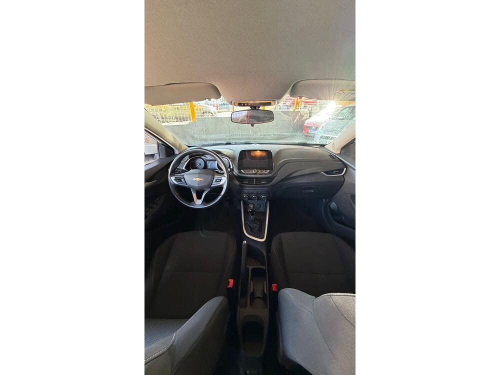 Chevrolet Onix Hatch