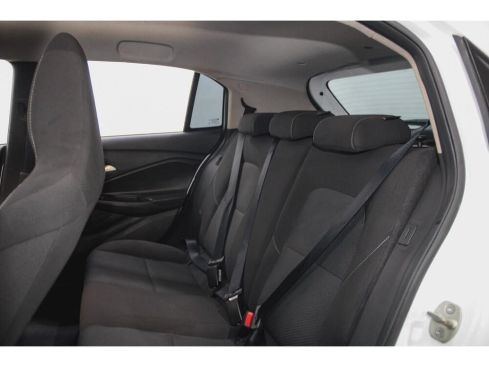 Chevrolet Onix Hatch