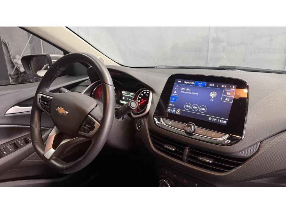 Chevrolet Onix Hatch