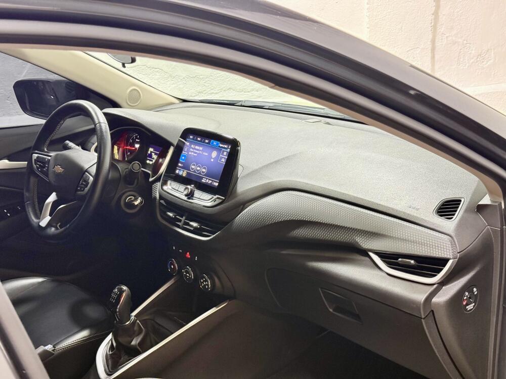 Chevrolet Onix Hatch