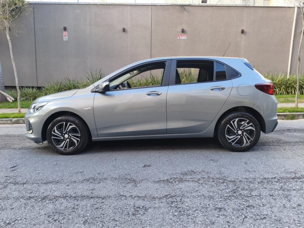 Chevrolet Onix Hatch