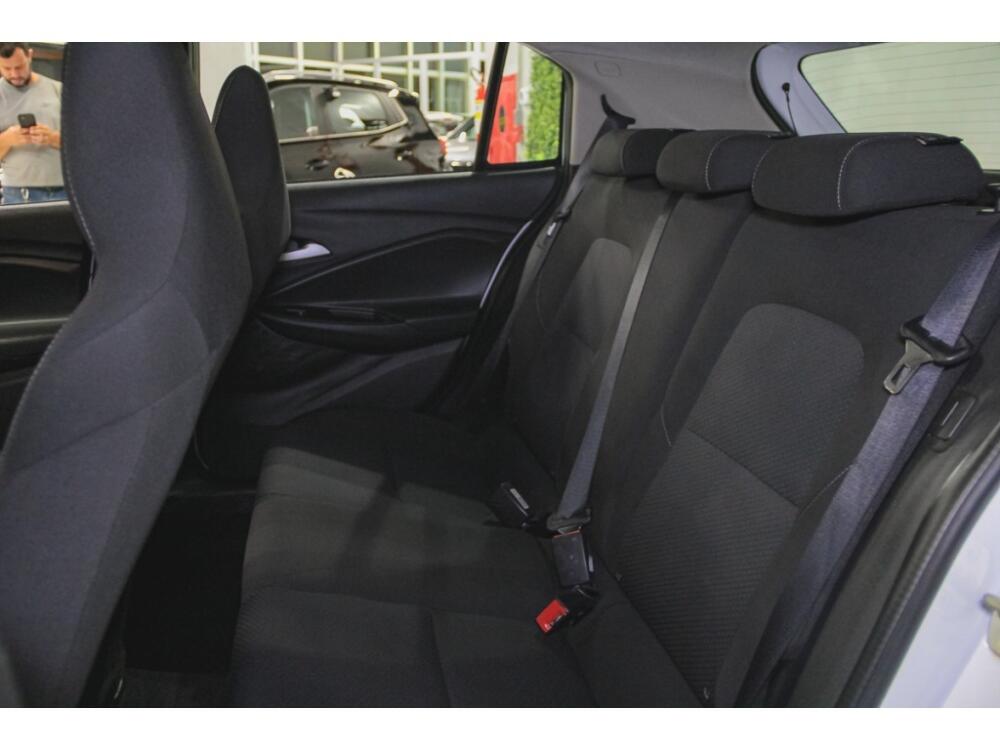 Chevrolet Onix Hatch