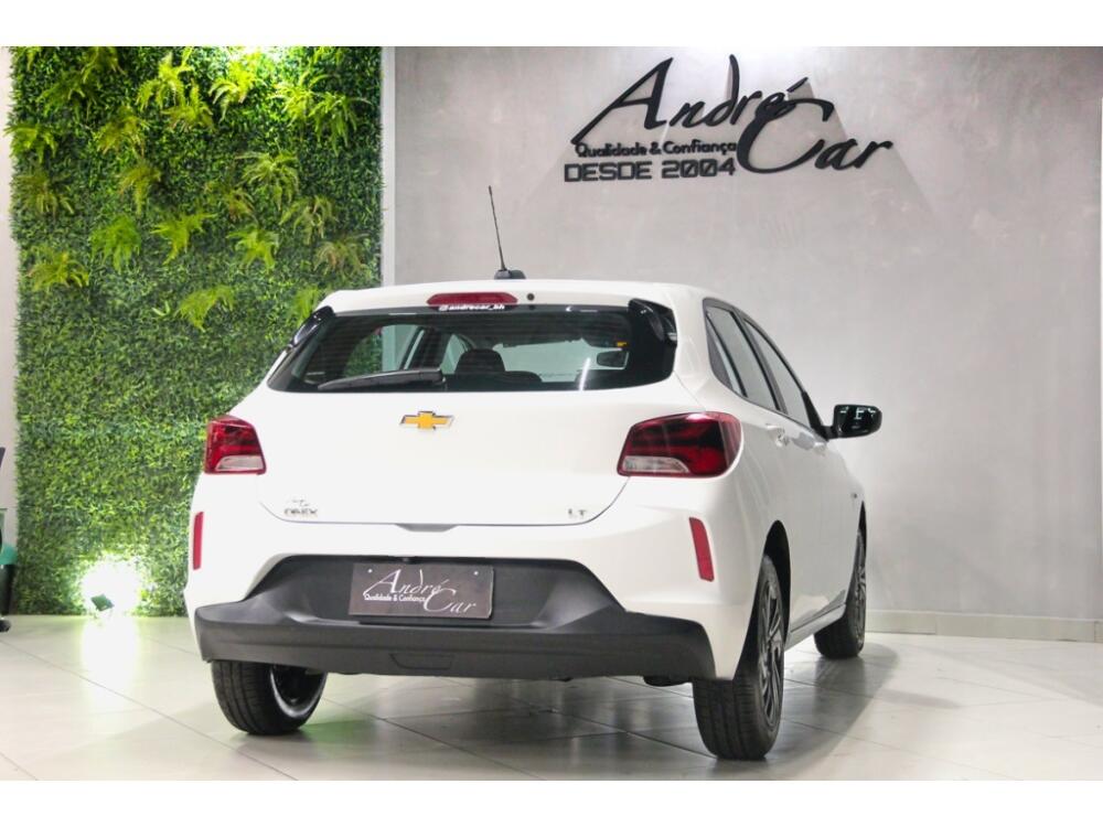 Chevrolet Onix Hatch